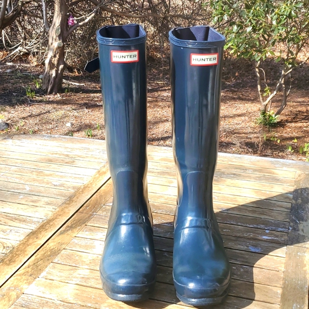 Hunter Women's Original Tall Gloss Rain Boots - Navy